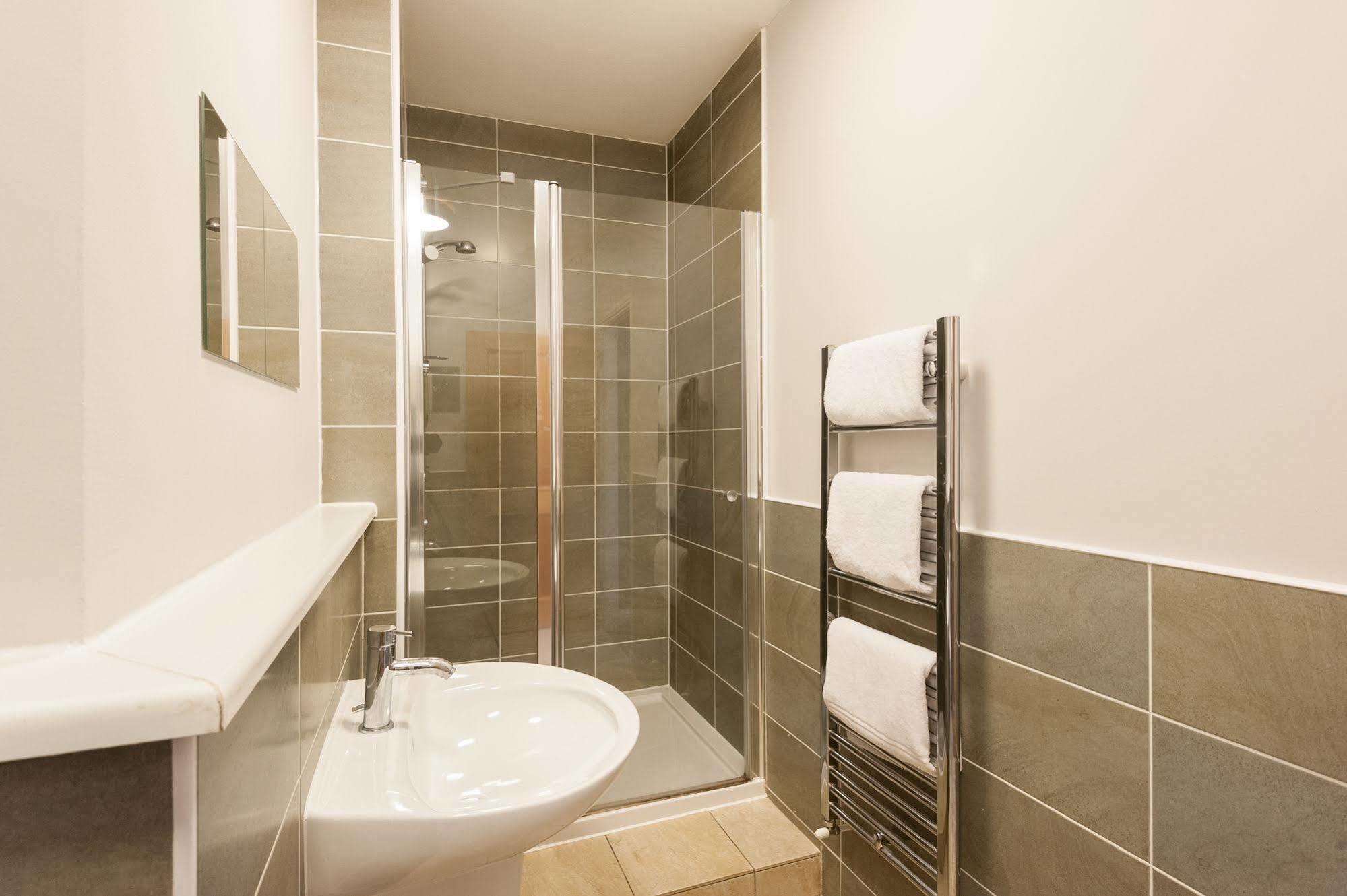 City Retreat Edinburgh Aparthotels מראה חיצוני תמונה